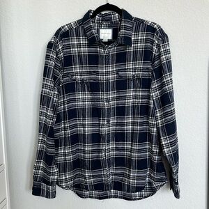 American Eagle Men's Super Soft Blue & White Button Down Flannel Shirt